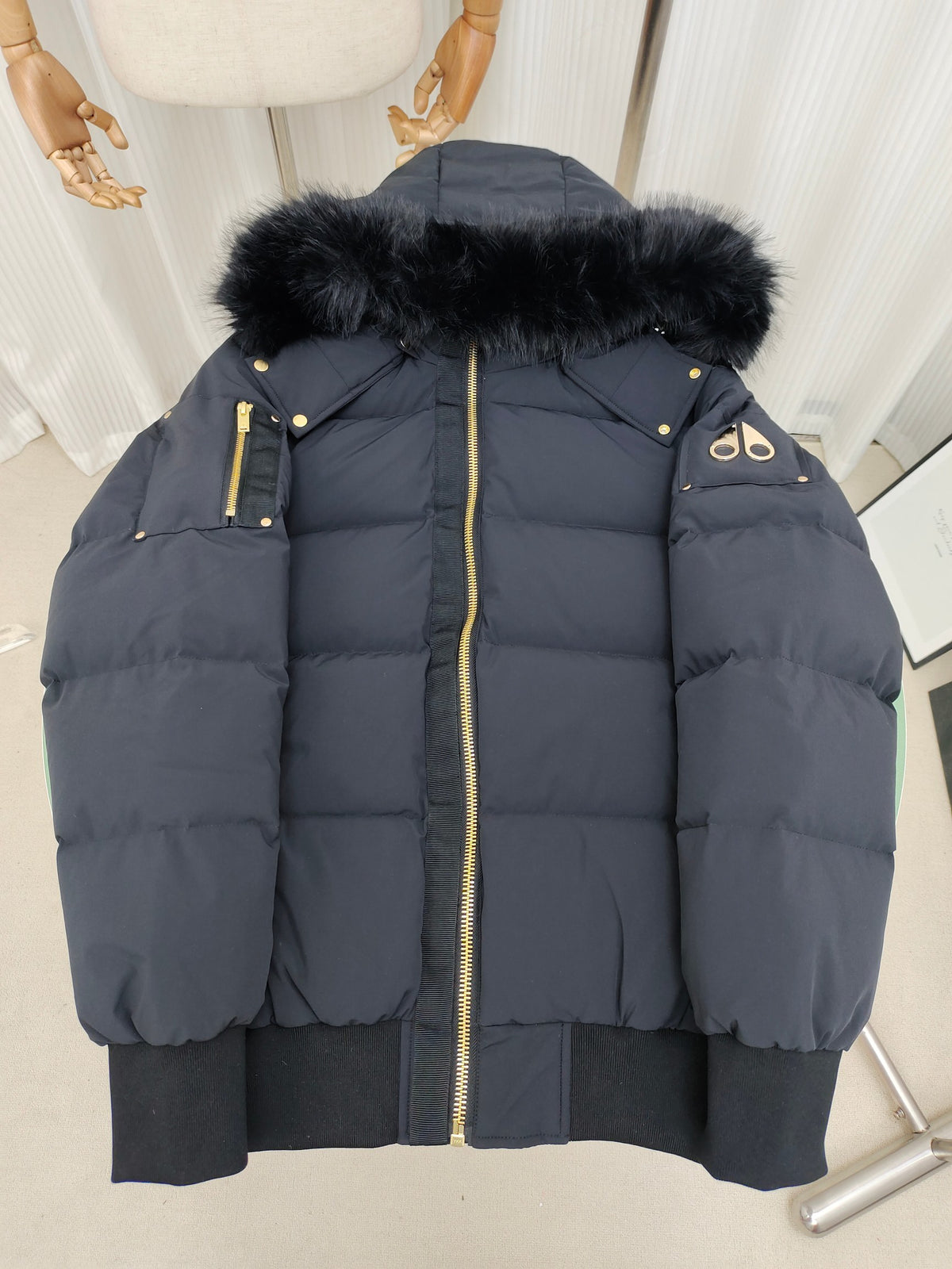 Moose Knuckles Hooded Puffer Bomber Jacket - Dark Navy