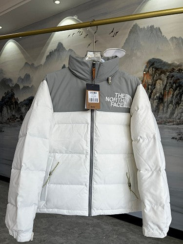 The North Face Stand-Collar Puffer Jacket - White & Gray