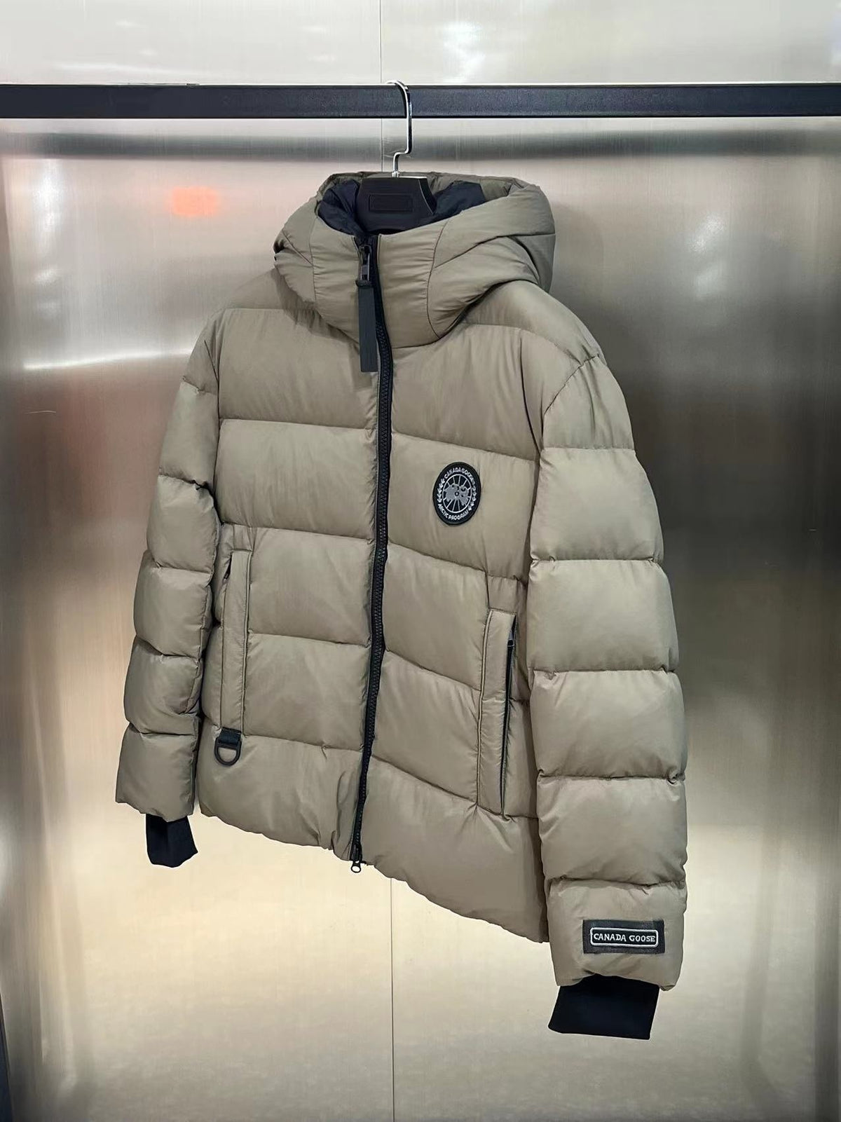 Canada Goose Black Label Hooded Puffer Jacket - Taupe