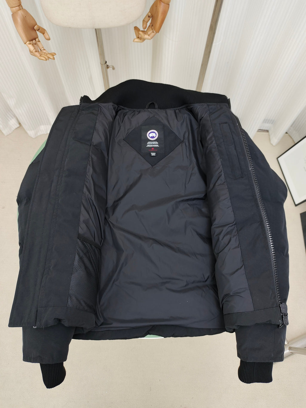 Canada Goose Stand-Collar Quilted Puffer Jacket - Black