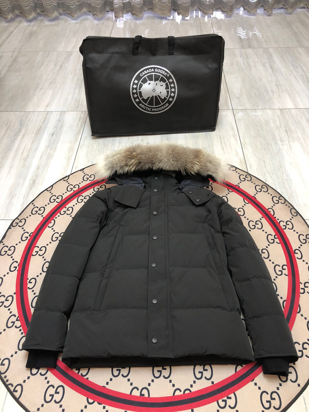 Canada Goose Unisex Trimmed-Hood Puffer Jacket - Black