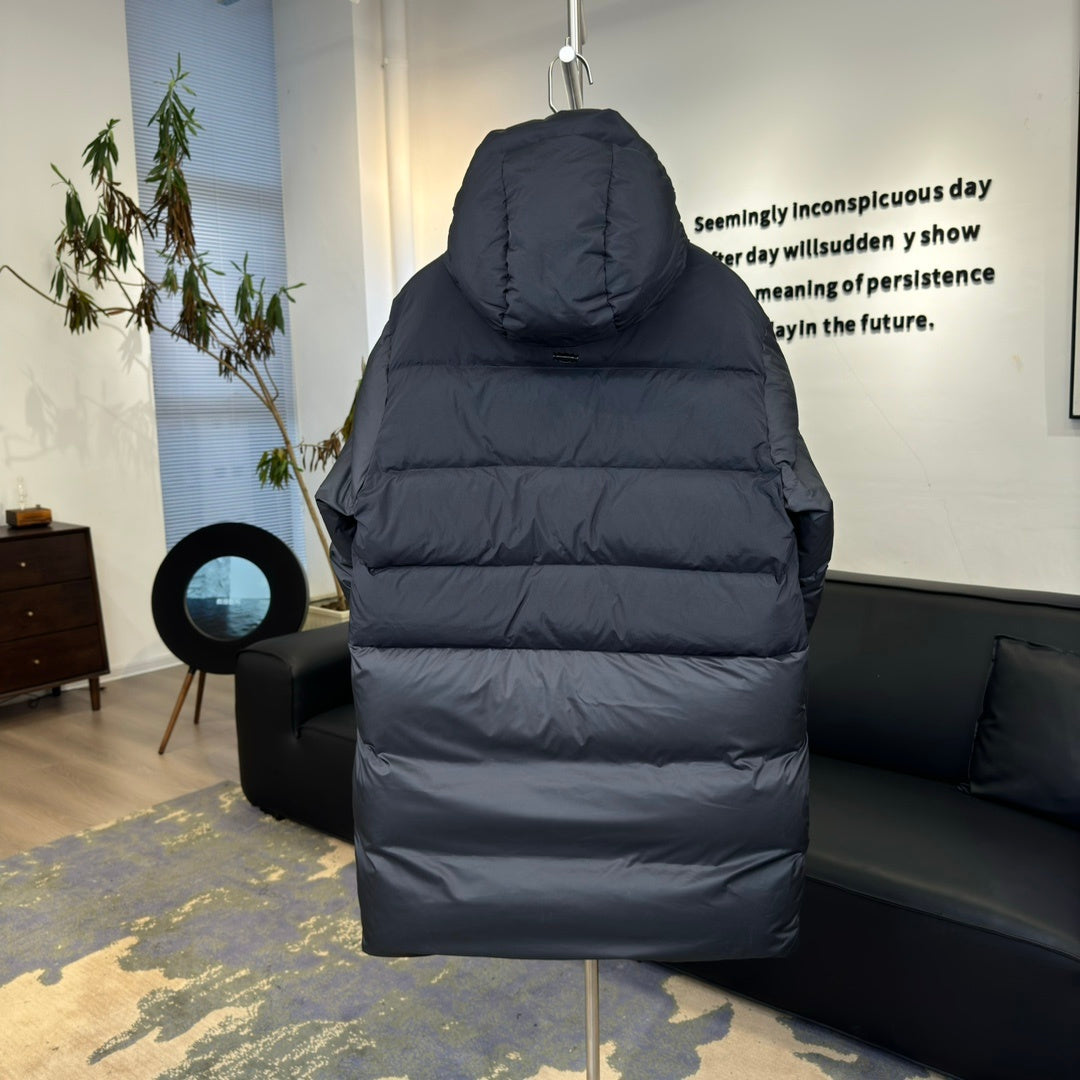 Moncler Longline Hooded Puffer Coat with Oversized Logo Patch - Black