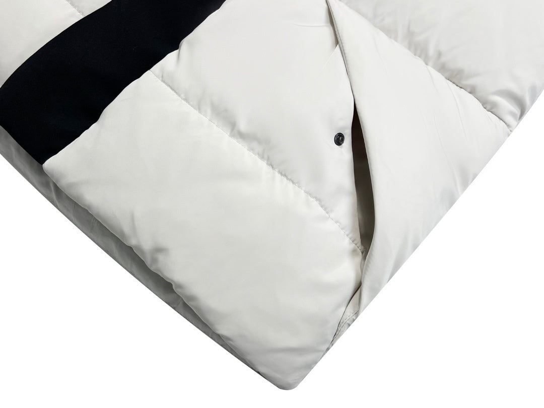Moncler Contrast-Hood Puffer Jacket - White & Black