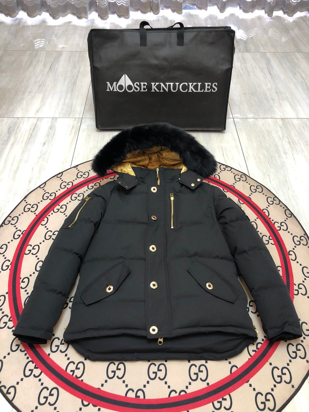 Moose Knuckles Men's Trimmed-Hood Puffer Jacket - Black