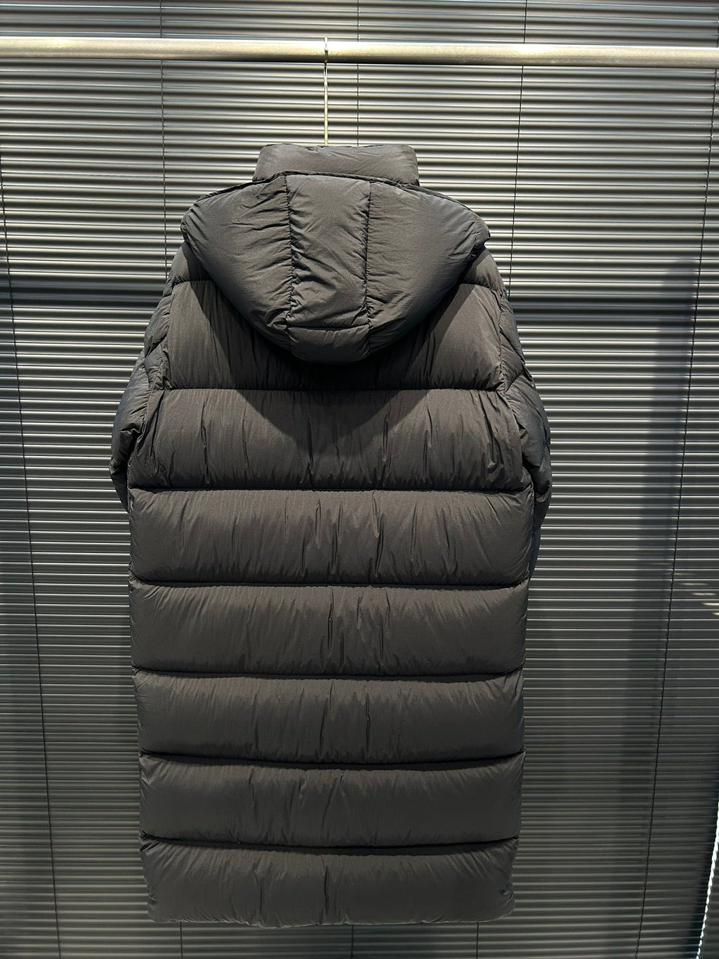 Moncler Matte Longline Hooded Puffer Coat - Black