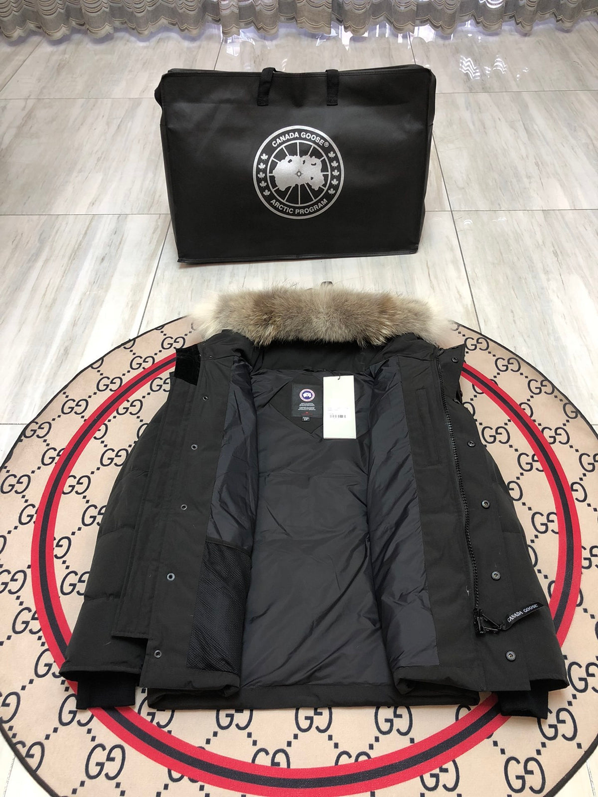 Canada Goose Unisex Trimmed-Hood Puffer Jacket - Black