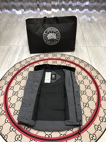 Canada Goose Stand-Collar Quilted Puffer Vest - Charcoal Gray