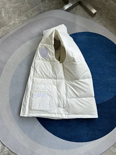 Canada Goose Stand-Collar Quilted Puffer Vest - White