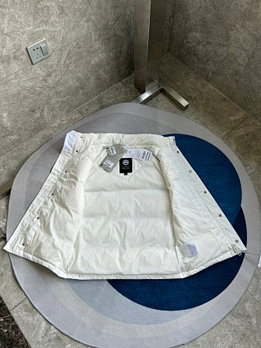 Canada Goose Stand-Collar Quilted Puffer Vest - White
