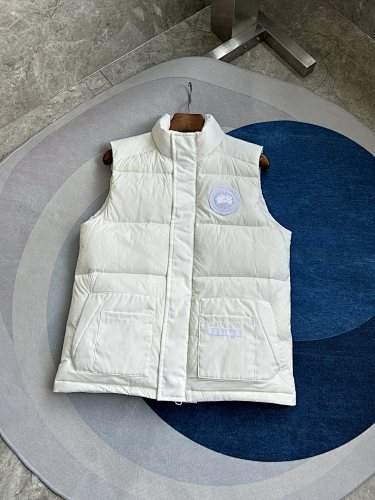Canada Goose Stand-Collar Quilted Puffer Vest - White
