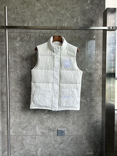 Canada Goose Stand-Collar Quilted Puffer Vest - White